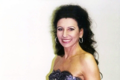 Photo Harry Tchor-Lucia Aliberti-Concert Hall-Kiev-Gala Concert-Dressing Room-Portrait Series-Escada Fashion:http://www.luciaaliberti.it #luciaaliberti #concerthall #kiev #concert #portraitseries #video #escadafashion