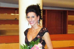 Photo Michele Pinna-Lucia Aliberti-Concert-Auditorium-Milan-Portrait Series-Autograph Session-Escada Fashion :http://www.luciaaliberti.it #luciaaliberti #auditorium #milan #concert #portraitseries #autographsession #escadafashion