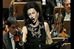 Photo taken from the Video-Lucia Aliberti-Teatro Real-Madrid-Gala Concert-On Stage-La Perla Fashion-Portrait Series-La Perla Fashion:http://www.luciaaliberti.it #luciaaliberti #teatroreal #madrid #onstage #portraitseries #laperlafashion