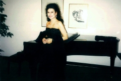 Aliphoto-Lucia Aliberti-Gewandhaus-Leipzig-Concert-Dressing Room-Makeup Session-La Perla Fashion:http://www.luciaaliberti.it #luciaaliberti #gewandhaus #leipzig #concert #dressingroom #makeupsession