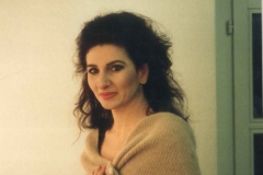 Aliphoto-Lucia Aliberti-Lausanne Opera-La Sonnambula-Opera-Dressing Room-Makeup Session:http://www.luciaaliberti.it #luciaaliberti #lausanneoperahose #lasonnambula #opera #dressigroom #makeupsession