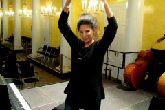 Aliphoto-Lucia Aliberti-Regensburg Theater-Regensburg-Concert-Lucia loves Milka Chocolade-Break-Rehearsals:http://www.luciaaliberti.it #luciaaliberti #regensburgtheater #regensburg #concert #rehearsals #break #milkachocolade