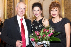 Photo Elio Ragusa-Lucia Aliberti with Aurelio and Cinzia Ragusa-Special Concert-Mediolanum Gala-Palazzo Biscari-Catania-Marta Marzotto Fashion:http://www.luciaaliberti.it #aurelioragusa #palazzobiscari #catania #mediolanumgala #concert #martamarzottofashion