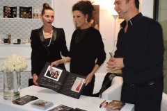Lucia Aliberti with Marco Mannozzi and his wife⚘"Marco Mannozzi Make-up Lounge⚘"Nikolai Center⚘Berlin⚘Autograph Session⚘La Perla Fashion⚘:http://www.luciaaliberti.it #luciaaliberti #marcomannozzi #nikolaicenter #berlin #autographsession #laperlafashion
