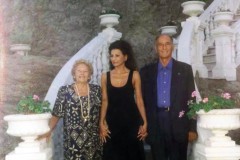 Photo Herlinde Koelbl-Lucia Aliberti with her Parents-Dad Salvatore and Mom Teresa-Villa Bellini-Savoca-Sicily-Family Home-Photo Shooting:http://www.luciaaliberti.it #luciaaliberti #villabellini #relaxing #momanddad #savoca #sicily