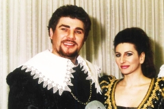  Photo Julian-Lucia Aliberti with the bass Carlo Striuli-Opera-Lucia di Lammermoor-ABAO Bilbao Opera-Bilbao-Dressing Room-Makeup Session:http://www.luciaaliberti.it #luciaaliberti #carlostriuli #abaobilbaoopera #bilbao #luciadilammermoor #opera #dressingroom #makeupsession #tvportrait #video