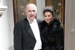 Aliphoto-Lucia Aliberti with the French conductor and clarinetist Jean-Louis Dedieu-Charity Gala Concert-Saint Nicholas Cathedral-Montecarlo-Dressing Room:http://www.luciaaliberti.it #luciaaliberti #jeanlouisdedieu #saintnicholascathedral #montecarlo #charitygalaconcert #dressingroom #escadafashion