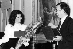 Aliphoto-Lucia Aliberti-Very Young-with the pianist and conductor Leone Magiera- Concert-Villa Passalacqua-Moltrasio:http://www.luciaaliberti.it #luciaaliberti #leonemagiera #villapassalacqua #concert #moltrasio #video