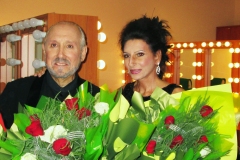 Aliphoto-Lucia Aliberti wih the American tenor Neil Schicoff-Congress Centre-Ashgabat-Turkmenistan-Special Gala Concert-Dressing Room:http://www.luciaaliberti.it #luciaaliberti #neilschicoff #congresscentre #ashgabat #turkmenistan #galaconcert #dressingroom