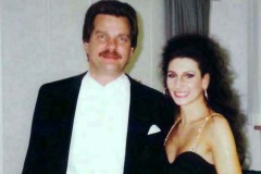 Aliphoto-Lucia Aliberti with the German baritone Wolfgang Brendel-Opera-Lucia di Lammermoor-Bayerische Staatsoper-Munich-Dressing Room-La Perla Fashion:http://www.luciaaliberti.it #luciaaliberti #wolfgangbrendel #bayerischestaatsoper #munich #opera #luciadilammermoor #concert #dressingroom #laperlafashion