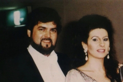 Aliphoto-Lucia Aliberti with the Slovak tenor Peter Dvorsky-Suntory Hall-Tokyo-Concert-Dressing Room-Hanae Mori Fashion:http://www.luciaaliberti.it #luciaaliberti #peterdvorsky #suntoryhall #tokyo #concert #dressingroom #hanaemorifashion