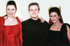 Aliphoto-Lucia Aliberti with the mezzosoprano Daniela Barcellona and the conductor Alessandro Vitiello-Gran Teatro Nacional-Festival Alejandro Granda-Lima-Opera-Norma-Dressing Room-Makeup Session-TV Portrait:http://www.luciaaliberti.it #luciaaliberti #danielabarcellona #alessandrovitiello #granteatronacional #festivalalejandrogranda #lima #norma #opera #dressingroom #makeupsession #tvportrait #dvdrecording