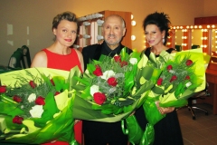 Aliphoto-Lucia Aliberti with the Bulgarian mezzosoprano Vesselina Kasarova and the American tenor Neil Shicoff-Concert-Congress Centre-Ashgabat-Turkmenistan⚘Dressing Room-TV Portrait:http://www.luciaaliberti.it #luciaaliberti #vesselinakasarova #neilshicoff #congresscentre #ashgabat #turkmenistan #concert #dressingroom #tvnews #tvportrait #kriziafashion