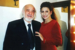 Aliphoto-Lucia Aliberti with the tenor Giuseppe Pastorello-Opera-Dressing Room-Teatro Bellini-Catania-Makeup Session:http://www.luciaaliberti.it #luciaaliberti #giuseppepastorello #teatrobellini #catania #puritani #opera #dressingroom #makeupsession