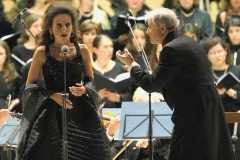 Copyright-Servizio-Fotografico-de-LO.R.-Lucia Aliberti with the Spanish conductor Father Pablo Colino-Sala Nervi-Vatican-Rome-Concert of Immaculate Conception-TV Portrait:http://www.luciaaliberti.it #luciaaliberti #pablocolino #salanervi #vatican #rome #concertofimmaculateconception #tvnews #tvportrait #laperlafashion