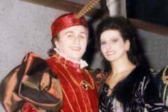 Foto de Rota-Lucia Aliberti with the tenor Vincenzo Bello -La Straniera-Teatro Lirico Giuseppe Verdi-Trieste:http://www.luciaaliberti.it #luciaaliberti #vincenzobello #teatroliricogiuseppeverdi #trieste #lastraniera #opera #backstage #tvportrait #video