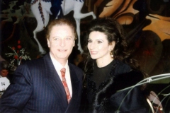 Kranichphoto-Lucia Aliberti with the legendary Spanish tenor Alfredo Kraus-Deutsche Oper Berlin-Berlin-Opera-Lucia di Lammermoor-Autograph Session:http://www.luciaaliberti.it #luciaaliberti #alfredokraus #deutscheoperberlin #berlin #luciadilammermoor #opera  #tvnews #tvportrait #autographsession 