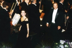 Kranichphoto-Lucia Aliberti with the legendary Spanish tenor Alfredo Kraus-Deutsche Oper Berlin-Berlin-Concert-On Stage-La Perla Fashion:http://www.luciaaliberti.it #luciaaliberti #alfredokraus #deutscheoperberlin #berlin #concert #onstage #tvnews #tvportrait #laperlafashi