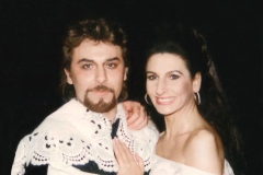 Kranichphoto-Lucia Aliberti with the tenor Roberto Alagna-Deutsche Oper Berlin-Opera-Lucia di Lammermoor-Back Stage:http://www.luciaaliberti.it #luciaaliberti #robertoalagna #marcelloviotti #deutscheoperberlin #berlin #luciadilammermoor #opera #backstage #video #tvnews #tvportrait