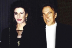 Lucia Aliberti with the conductor Claudio Abbado⚘Philharmonie Berlin⚘Concert⚘Berlin⚘Dressing Room⚘Photo taken from the Video⚘TV Portrait⚘:http://www.luciaaliberti.it #luciaaliberti #claudioabbado #philharmonieberlin #berlin #concert #tvportrait #video #dressingroom