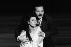 Lucia Aliberti with the tenor Salvatore Fisichella⚘Tokyo Bunka Kaikan⚘Tokyo⚘Opera⚘"La Traviata"⚘On Stage⚘Photo taken from the TV Portrait⚘:http://www.luciaaliberti.it #luciaaliberti #salvatorefisichella #tokyobunkakaikan #tokyo #latraviata #opera #onstage #tvportrait #video