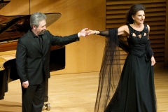 Photo Christian Rudnik-Lucia Aliberti with the Ukraine conductor and pianist Oleg Ptashnikov-Charity Gala Concert-Marianne Strauss Stifftung-August Everding Saal-Munich-On Stage-TV Portrait-Krizia Fashion:http://www.luciaaliberti.it #luciaaliberti #olegptashnikov #mariannestraussstifftung #augusteverdingsaal #munich #tvnews #tvportrait #kriziafashion