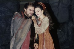Photo Graciela Ocampo-Lucia Aliberti with the tenor Gegam Grigorian-Opera-Norma-Teatro Colon-Buenos Aires-On Stage:http://www.luciaaliberti.it #luciaaliberti #geghamgrigoryan #teatrocolon #buenosaires #norma #opera #onstage #video