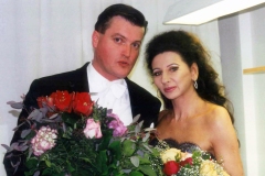 Photo Harry Tchor-Lucia Aliberti with the German conductor Christian Thielemann-Deutsche Oper Berlin-Aids Gala-Berlin-Dressing Room-Escada Fashion:http://www.luciaaliberti.it #luciaaliberti #christianthielemann #deutscheoperberlin #berlin #charityconcert #aidsgala #dressingroom #escadafashion