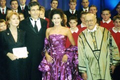 Photo Marco Mannozzi-Lucia Aliberti with the Austrian actress and producer Senta Berger-the conductor Pierre Dominique Ponnelle-the clarinettist Giora Feidman-ZDF-TV Show-Achtung Klassik-Munich-Live Recording-Escada Fashion:http://www.luciaaliberti.it #luciaaliberti #pierredominiqueponnelle #sentaberger #giorafeidman #achtungklassik #tvshow #munich #livetvrecording #escadafashion
