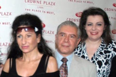 Photo Press Office Lima Opera House-Lucia Aliberti with the mezzosoprano Daniela Barcellona and the tenor and Theater Director Ernesto Palacio-Press Conference-Lima Opera House-Lima-Norma-Opera-Festival Alejandro Granda-TV Portrait:http://www.luciaaliberti.it #luciaaliberti #ernestopalacio #danielabarcellona #limaoperahouse #festivalalejandrogranda #lima #norma #opera #pressconference #tvnews #tvportrait