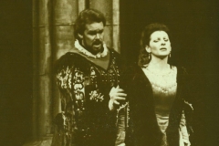 Photo Press Office Metropolitan Opea House-Lucia Aliberti with the baritone Brian Schexnayder-Lucia di Lammermoor-Metropolitan Opera House-New York:http://www.luciaaliberti.it #luciaaliberti #brianschexnayder #metropolitanoperahouse #newyork #luciadilammermoor #opera #onstage