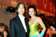 Photo Sabine Brauer-Lucia Aliberti with the American conductor Kent Nagano-Haus der Kunst-Munich Opera Ball-Guests-Concert-Munich-Daniel Fendler Fashion:http://www.luciaaliberti.it #luciaaliberti #kentnagano #hausderkunst #munichoperaball #galaconcert #munich #tvportrait #tvnews #video #danielfendlerfashion