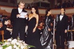 Photo Urs Brodbeck Bank Cial Basel-Lucia Aliberti with the Russian baritone Dmitri Hvorostovsky-the Greek mezzosoprano Agnes Baltsa-the American tenor Neil Shicoff-Special Gala Concert-Theater Basel-La Perla Fashion:http://www.luciaaliberti.it #luciaaliberti #dmitrihvorostovsky #fabioluisi #agnesbaltsa #neilshicoff #theaterbasel #basel #specialgalaconcert #italianoperagala #tvnews #tvportrait #laperlafashion