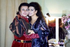 Photo de Rota-Lucia Aliberti with the tenor Vincenzo Bello -La Straniera-Teatro Lirico Giuseppe Verdi-Trieste -Dressing Room:http://www.luciaaliberti.it #luciaaliberti #vincenzobello #robertofrontali #teatroliricogiuseppeverdi #trieste #lastraniera #onstage #tvportrait
