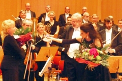 Photo taken by Fan-Lucia Aliberti with the conductor Frantisek Drs-Concert-Prag-On Stage-Marta Marzotto Fashion:http://www.luciaaliberti.it #luciaaliberti #frantisekdrs #prag #concert #onstage #martamarzottofashion