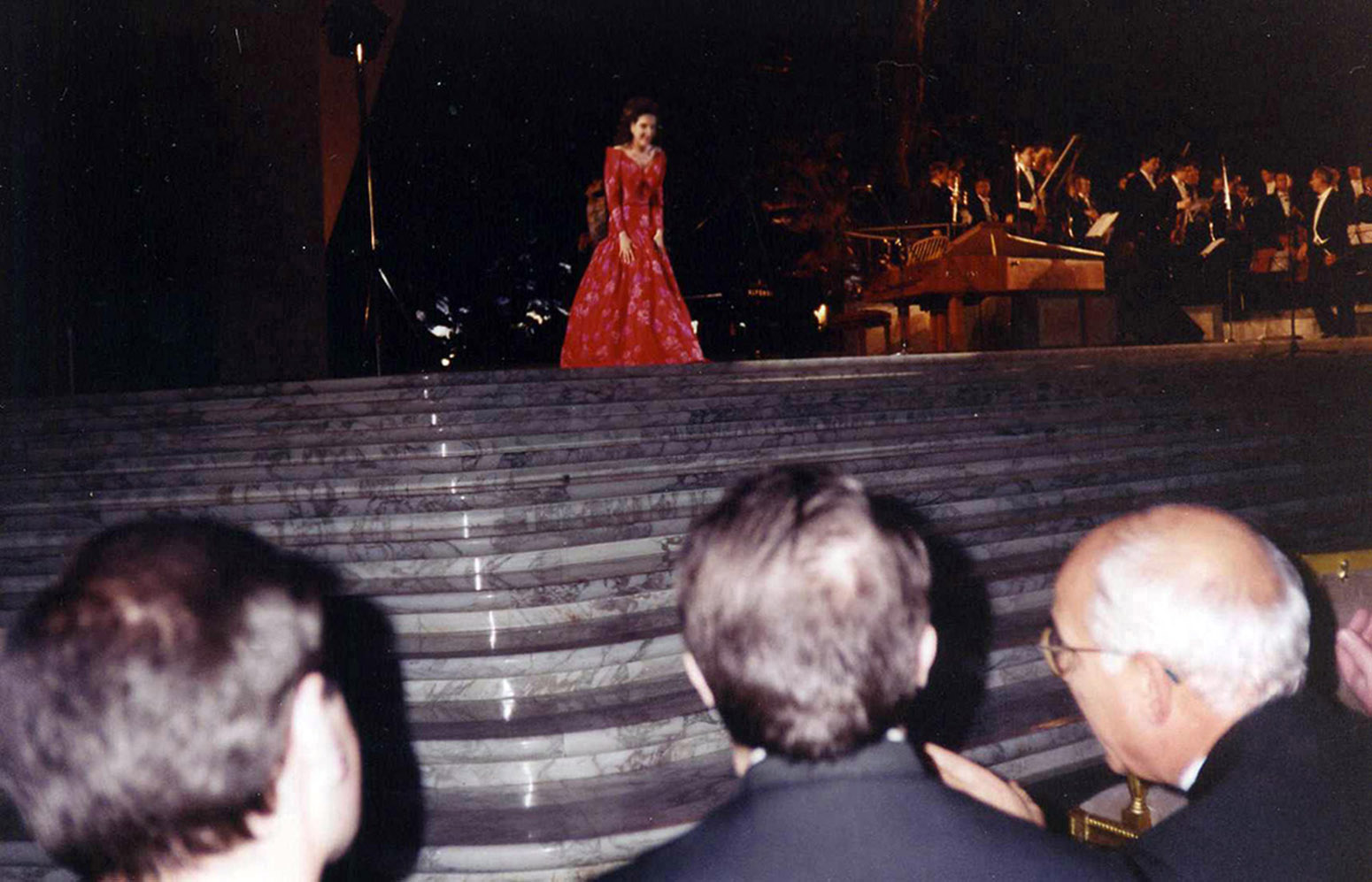 Lucia Aliberti⚘Sala Nervi⚘Vatican⚘Rome⚘Solisti Veneti Orchestra⚘Claudio Scimone conductor⚘Special Gala Concert"⚘Unitalsi⚘On Stage⚘Hanae Mori Fashion⚘:http://www.luciaaliberti.it #luciaaliberti #chaudioscimone #solistivenetiorchestra #salanervi #vatican #rome #concert #unitalsi #onstage #hanaemorifashion