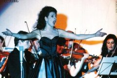 Book Moda N.°27 Magazine-Photo Maurizio Righi-Lucia Aliberti-Raffaella Curiel Fashion in Concert-Milan-Teratro Manzoni-On Stage:http://www.luciaaliberti.it #luciaaliberti #bookmodan27magazine #raffaellacurielfashioninconcert #teatromanzoni #milan #onstage