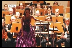 Lucia Aliberti⚘Laeiszhalle⚘Hamburg⚘Concert⚘On Stage⚘DW TV⚘Deutsche Welle Portrait⚘Photo taken from the TV⚘Escada Fashion⚘:http://www.luciaaliberti.it #luciaaliberti #laeiszhalle #hamburg #concert #dwtvportrait #onstage #escadafashion