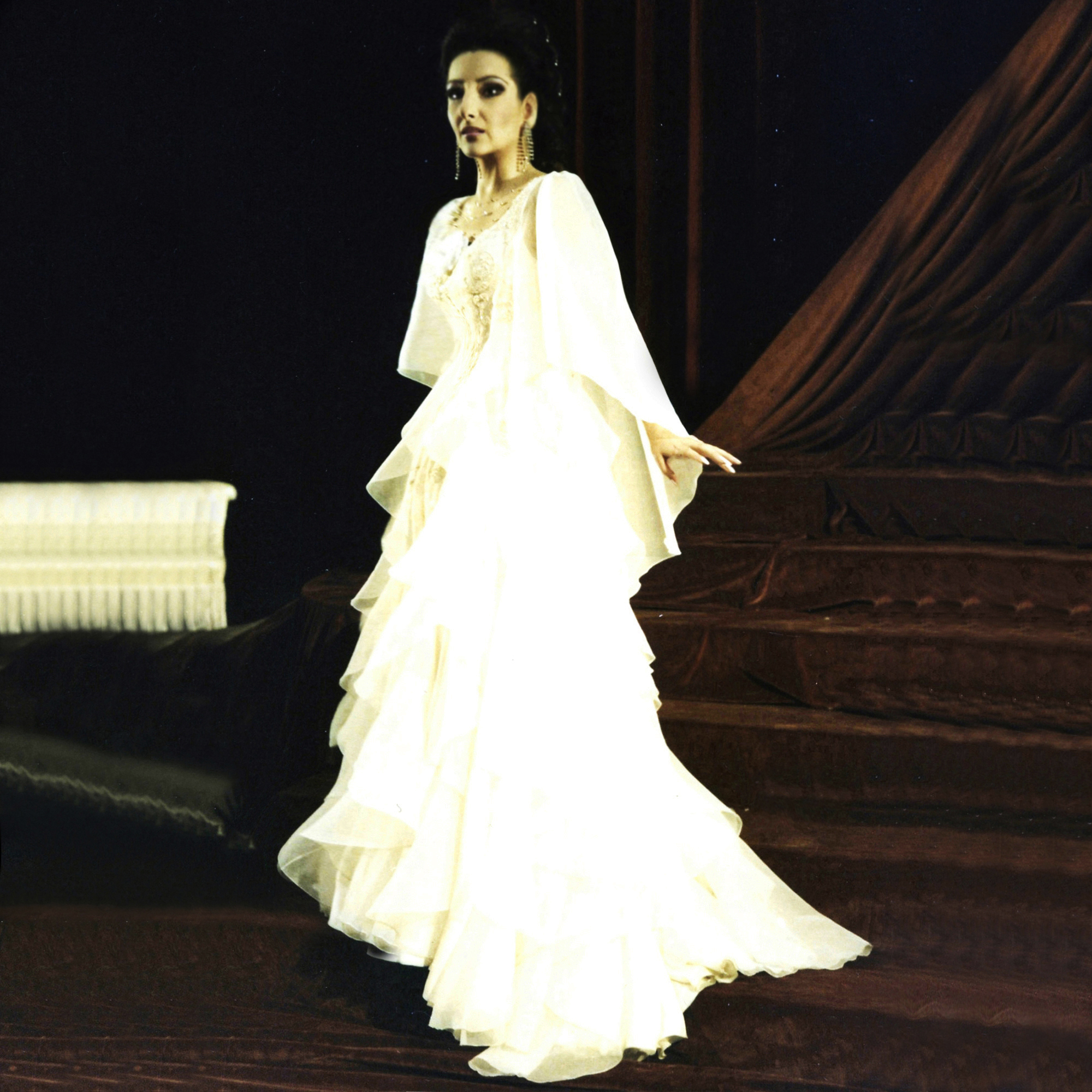 Lucia Aliberti⚘Staatsoper Hannover⚘Hannover⚘Opera⚘"La Traviata”⚘On Stage⚘:http://www.luciaaliberti.it #luciaaliberti #staatsoperhannover #hannover #latraviata #opera #onstage