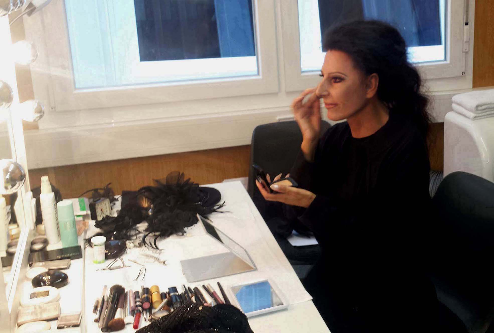 Lucia Aliberti ⚘Gala Concert⚘Gendarmenmarkt⚘"Classic Open Air”⚘Berlin⚘Dressing Room⚘Makeup Session⚘:http://www.luciaaliberti.it #luciaaliberti #gendarmenmarkt #classicopenair #berlin #concert #dressingroom #makeupsession