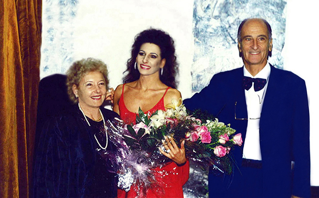 Lucia Aliberti with her parents "Mamma Teresa and Papà Salvatore"⚘Special Concert⚘"Spring Festival in Opatija"⚘Opatija⚘Croatia⚘Autograph Session⚘:http://www.luciaaliberti.it #luciaaliberti #springfestivalinopatija #opatija #autographsession