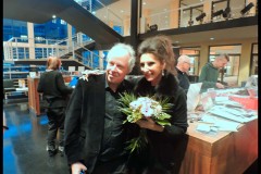 Lucia Aliberti with the big fan and friend Harry Tchor⚘Belcanto-Symposion⚘Deutsche Oper Berlin⚘Berlin⚘Autograph Session⚘Photo taken from the Video⚘Escada Fashion⚘:http://www.luciaaliberti.it #luciaaliberti #belcantosymposion #deutscheoperberlin #berlin #harrytchor #autographsession #video #fans #escadafashion