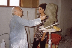 Lucia Aliberti with the sculptor Salvatore Giordano⚘Studio⚘Sculpture⚘Profile⚘:http://www.luciaaliberti.it #luciaaliberti #salvatoregiordano #sculpture #profile