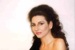 Photo taken by Fan-Lucia Aliberti-Hungarian State Opera Budapest-Opera-Lucia di Lammermoor-Dressing Room-Makeup Session-Portrait Series:http://www.luciaaliberti.it #luciaaliberti #hungarianstateopera #budapest #opera #luciadilammermoor #dressingroom #makeupsession #portraitseries 