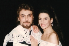 Kranichphoto-Lucia Aliberti with the tenor Roberto Alagna-Deutsche Oper Berlin-Opera-Lucia di Lammermoor-Back Stage:http://www.luciaaliberti.it #luciaaliberti #robertoalagna #marcelloviotti #deutscheoperberlin #berlin #luciadilammermoor #opera #backstage #video #tvnews #tvportrait